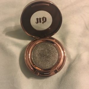 urban decay hijack eyeshadow